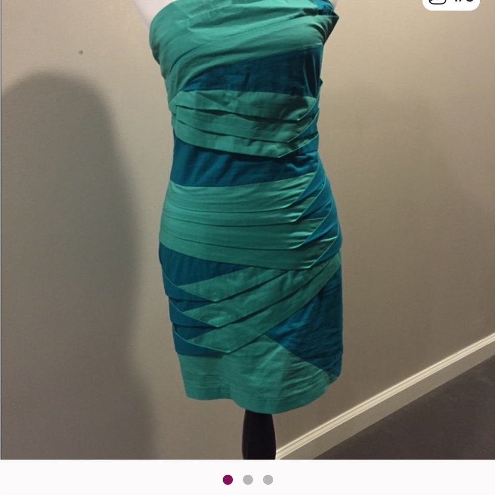 Elegant Teal Strapless Dress
